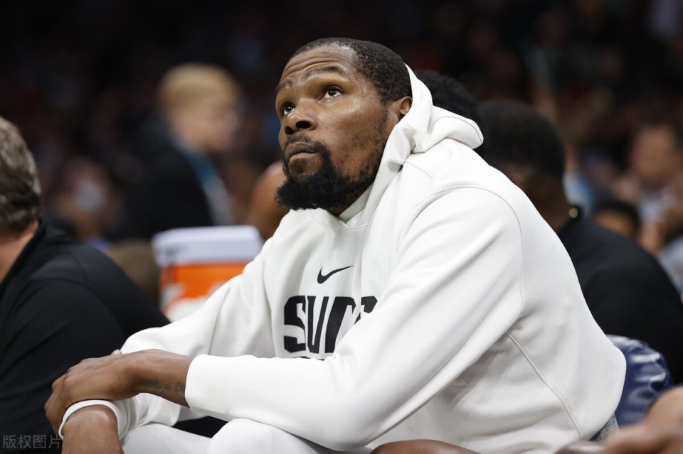 ng28包含夏洛特黄蜂训练开放日，今夜内部沟通引欢呼，NBA常规赛在即，团队化学反应显著的词条