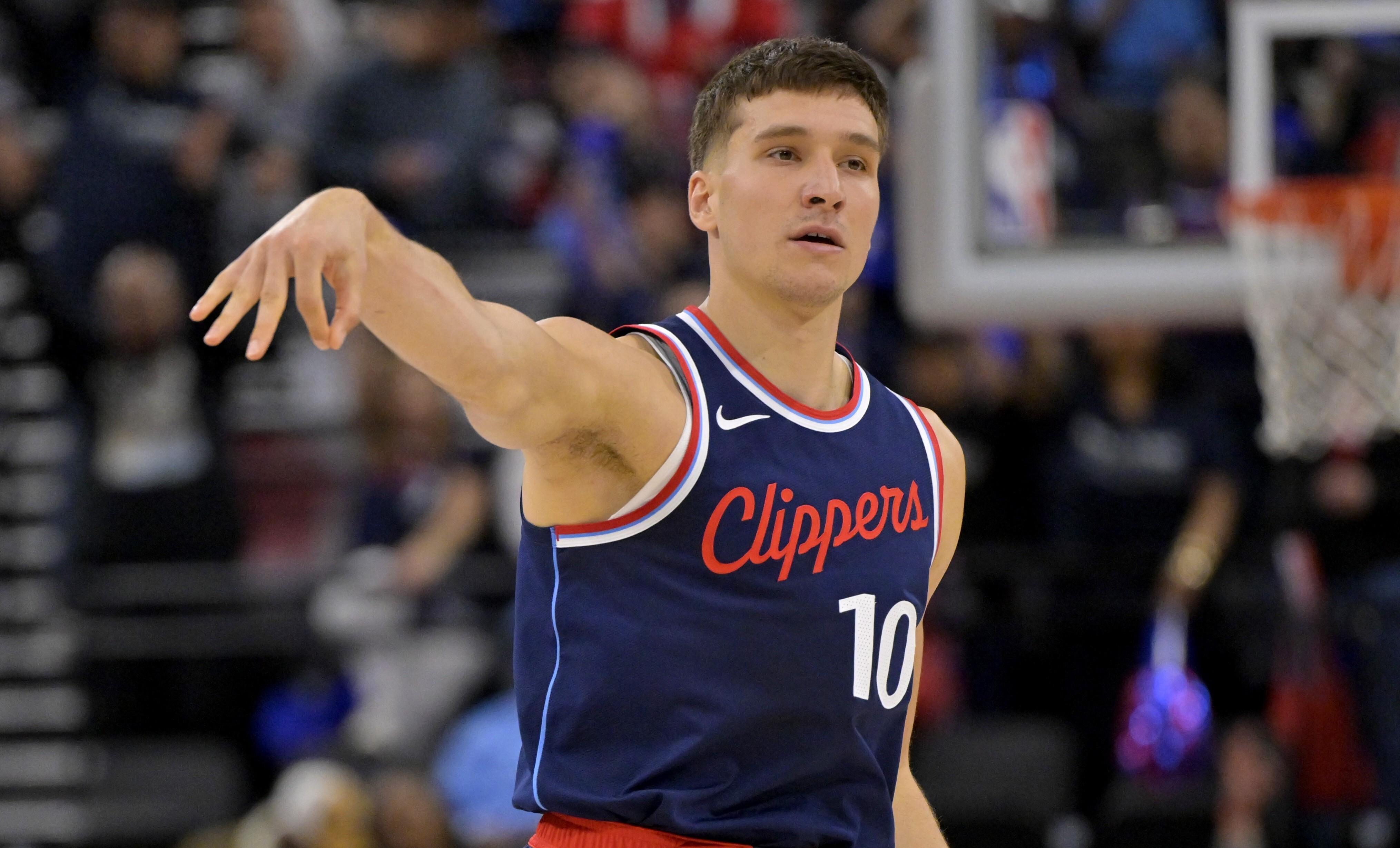 南宫ng加时末段突围战来临，罗马围绕CBA季后赛状态回暖，球迷炸锅，控场能力受关注的简单介绍